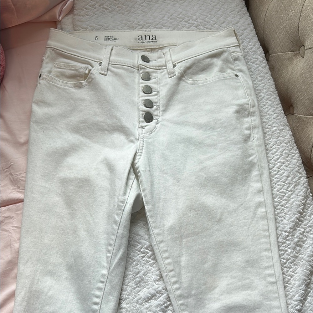 a.n.a High Rise White Jeans with Classic Fit